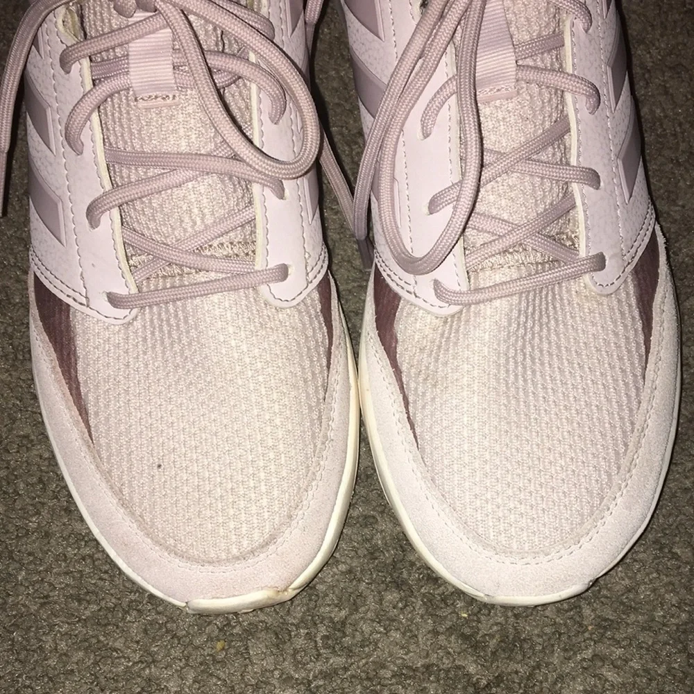 Adidas Women’s Questarstrike X Sneaker Ice Purple Course A PIED F97658